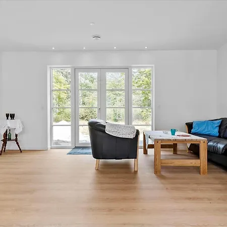 4757-aakirkeby-sosevejen-23 Casa vacanze Åkirkeby